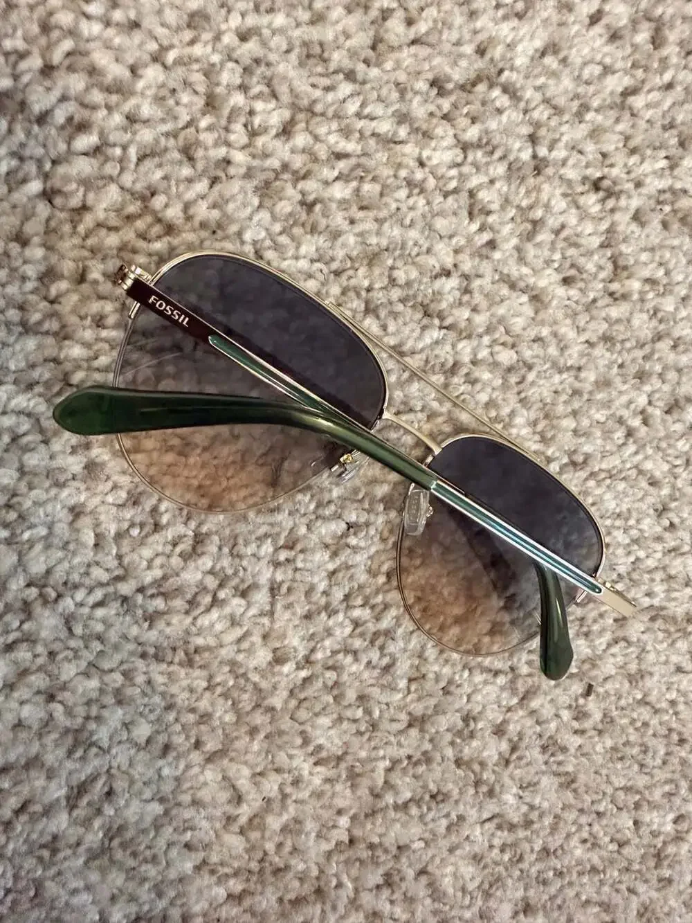 Fossil Aviator Sunglasses Green & Gold with Hard Case